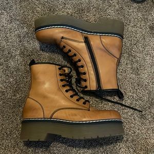 Platform Combat Boots, Sz 8